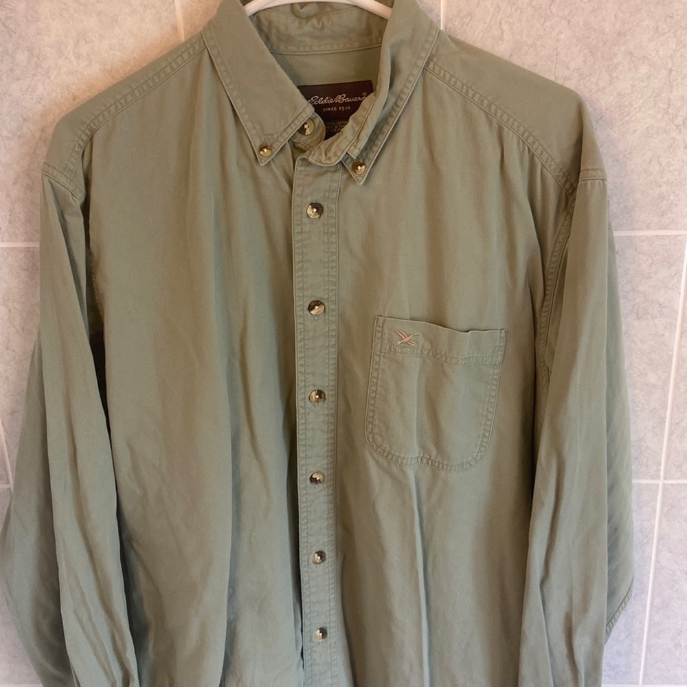 Eddie Bauer mens long sleeve green